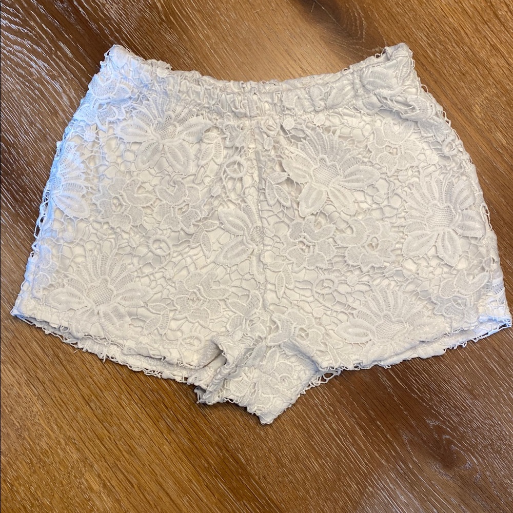 SOLD White Elastic Waist Flora Lace Shorts